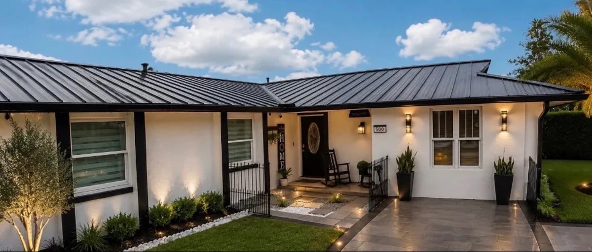 Grey standing seam metal roof in Casselberry, Florida